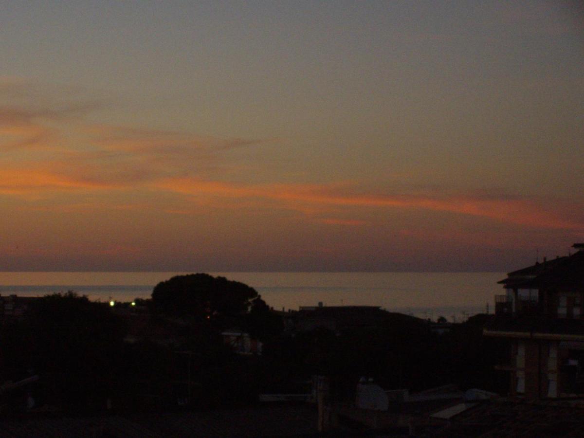 Voglia Di Mare... Holidays On The Beach Lejlighed Porto SantʼElpidio Eksteriør billede